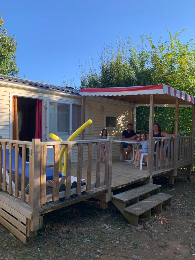 Mobil-Home Terrasse Semi-Couverte Limeuil ภายนอก รูปภาพ